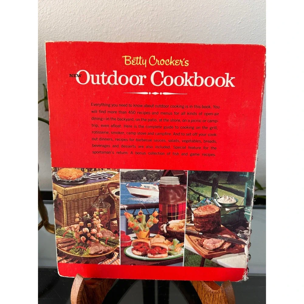 Betty Crocker New Outdoor Cookbook Barbecues Vintage Spiral Bound 1961 First Ed